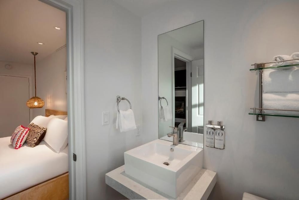 Blue Sands Inn A Kirkwood Collection Hotel - photo 47