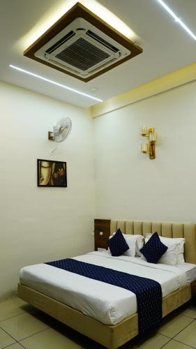 Hotel Manas Plus — Khandwa — photo 4