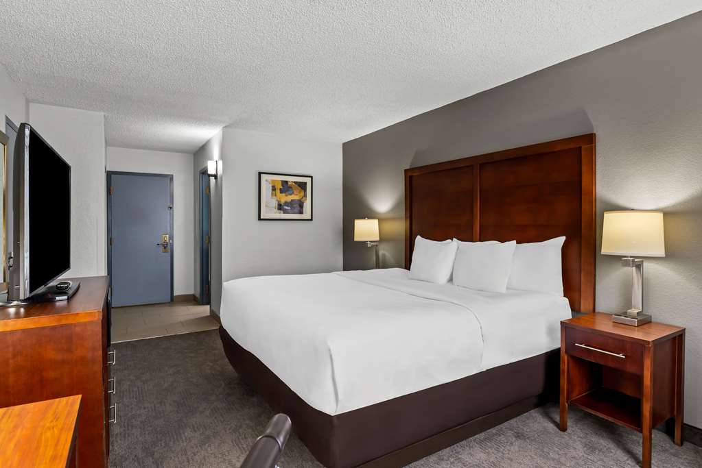 Comfort Inn & Suites Staunton - photo 17