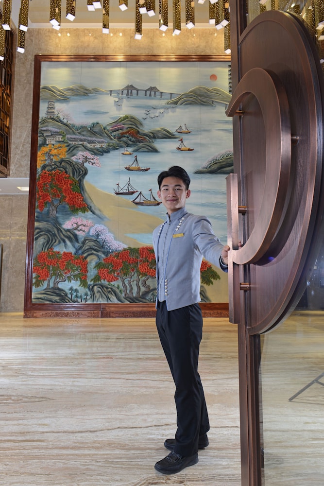 Menshine Gloria Plaza Hotel Shantou in Shantou, People's Republic of China