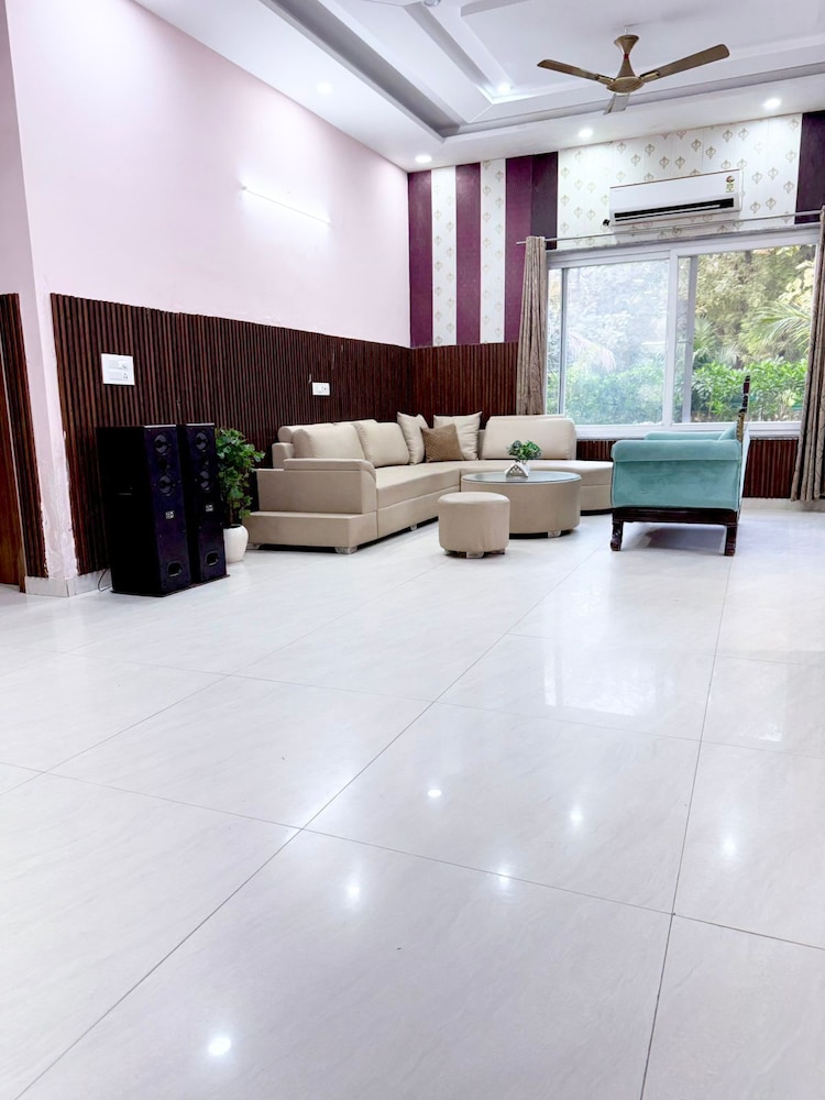 Mango People Farm - last minute hotel in Gurgaon