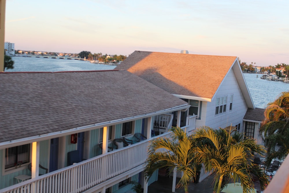 Lorelei Resort - photo 53
