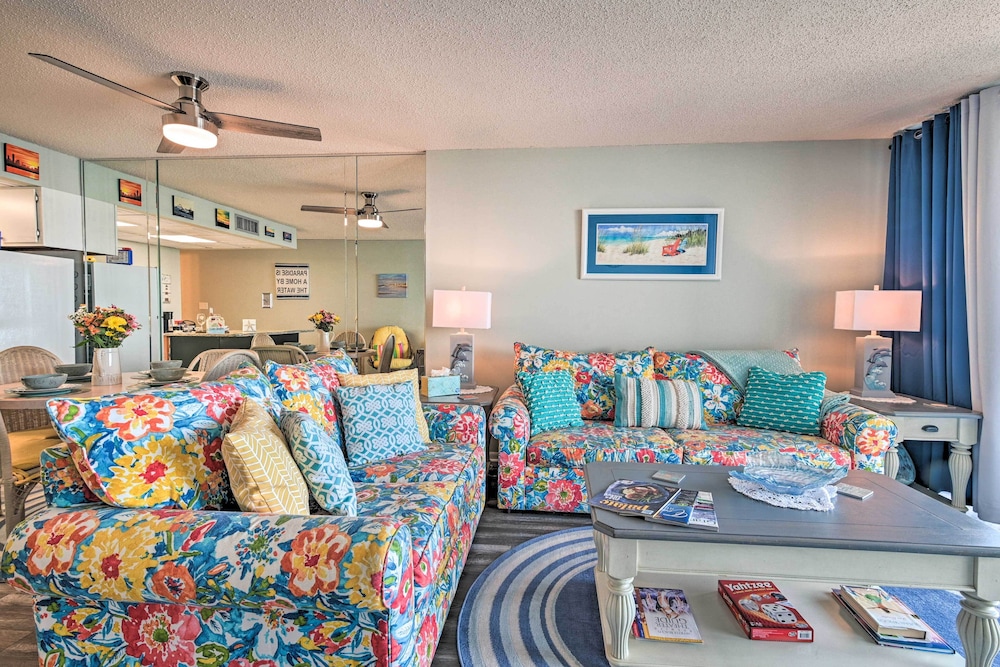 Oceanfront Oasis w Deck and Resort Beach Access - photo 4