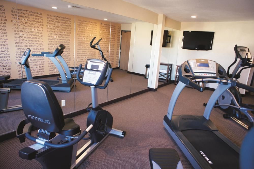 La Quinta Inn & Suites by Wyndham Castle Rock - photo 7