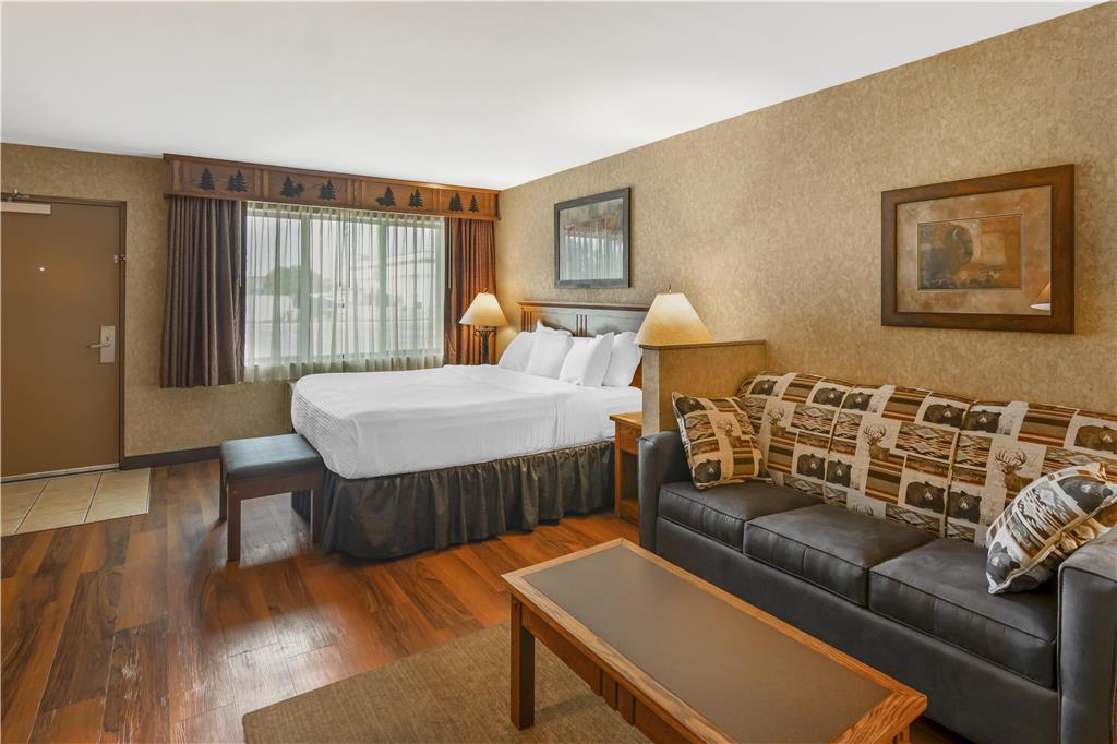 Best Western Plus Kelly Inn & Suites - photo 21