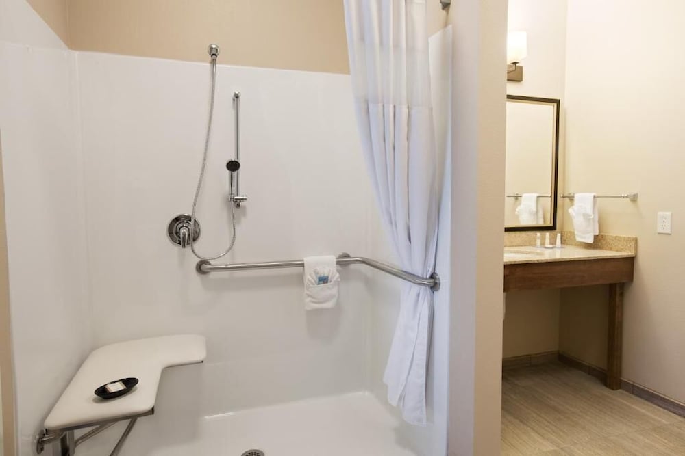 Baymont by Wyndham Odessa - photo 16