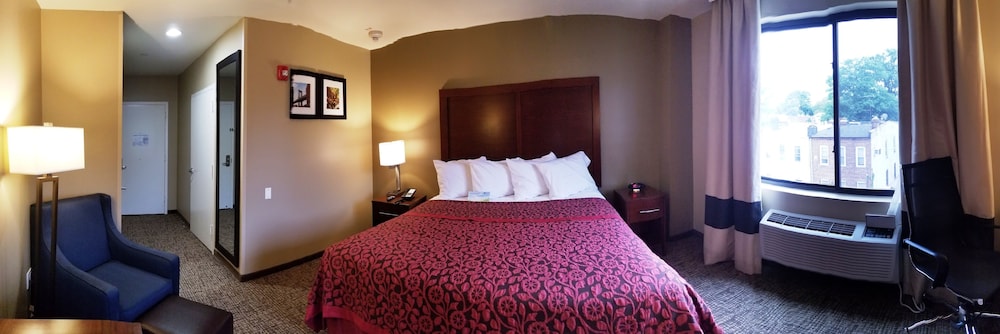 Days Inn by Wyndham Brooklyn Marine Park - photo 8