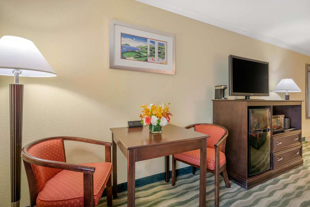 Best Western Plus Palm Beach Gardens Hotel & Ste & Conf Ctr - photo 13