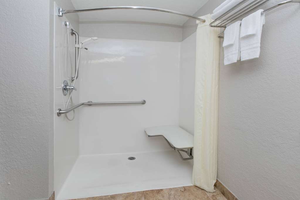 Microtel Inn & Suites by Wyndham Oklahoma City Airport - photo 10
