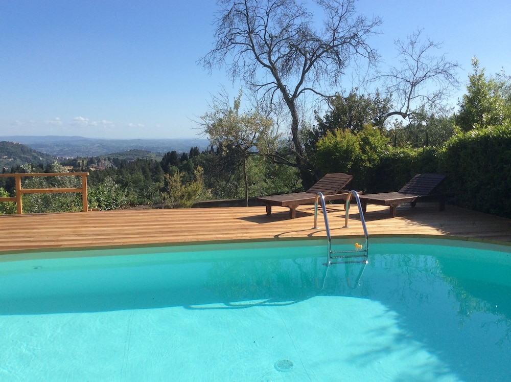 La Paggeria — 4-Star Luxury Hotel in Vaglia, Italy