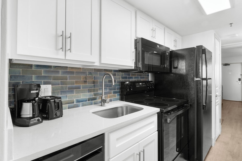 Compass Cove Resort - photo 183