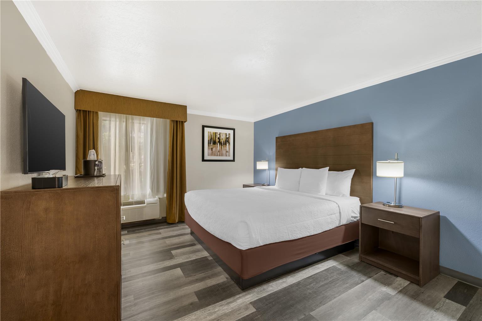 Best Western Airport Albuquerque InnSuites Hotel & Suites - photo 8