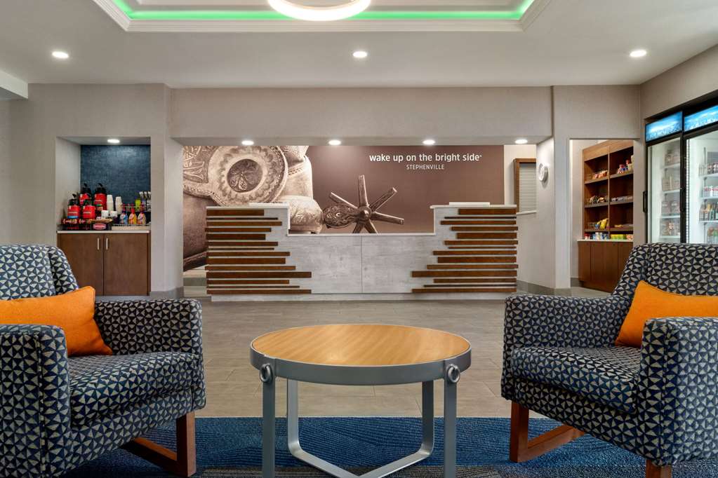 La Quinta Inn & Suites by Wyndham Stephenville - photo 50