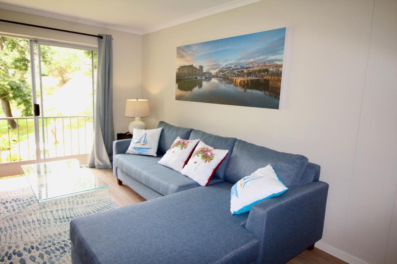 Tamboerskloof 2 Bed Apartment