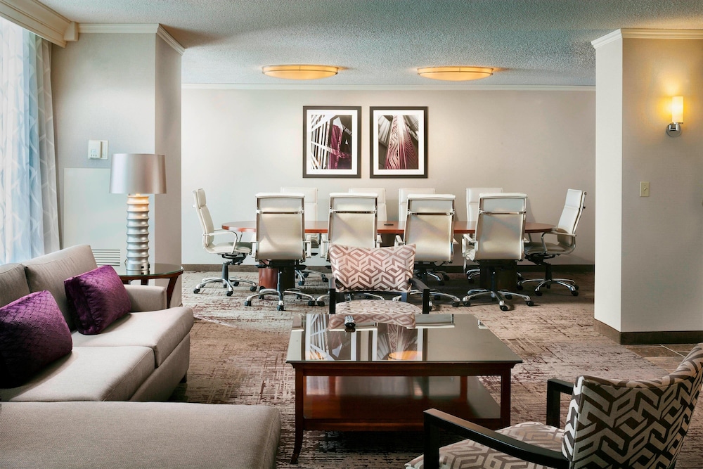 Chicago Marriott Suites Deerfield - photo 17