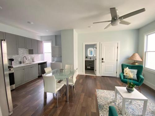 MetLife Stadium Apartments Near NYC — 4-Star Luxury Hotel in Jersey City, United States
