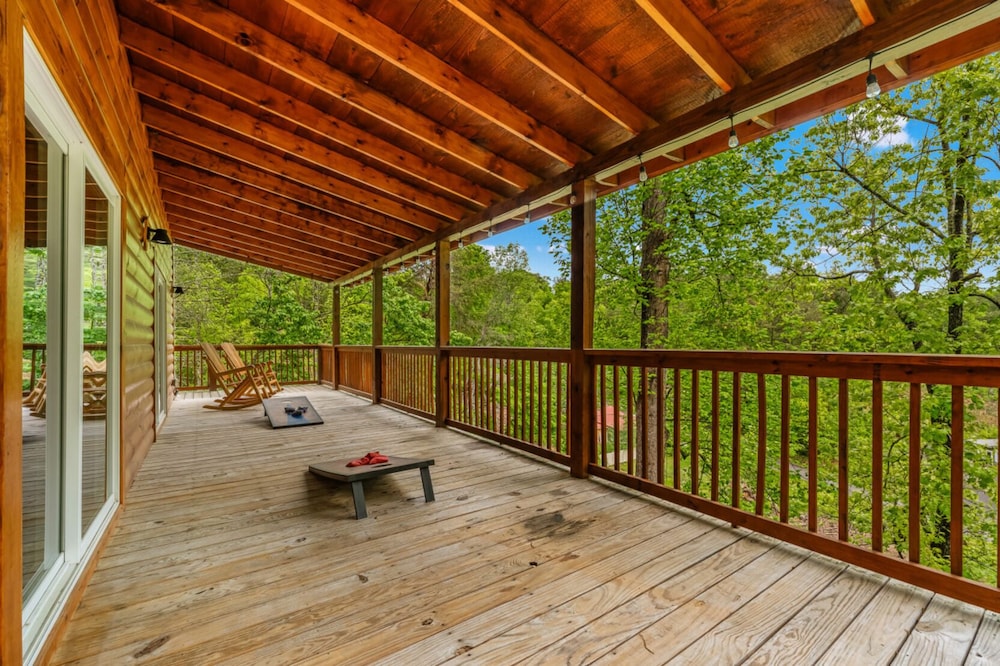 Dollywood Delights by Ghosal Luxury Lodging - photo 44