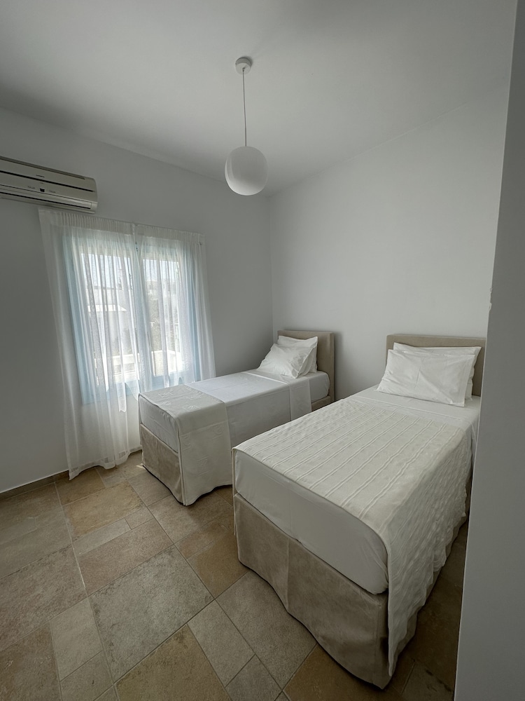 Milos AquaBliss Beachfront Villa — Milos — photo 4