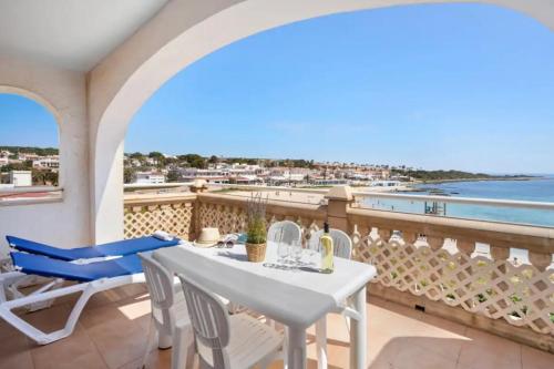 Apartamento frente a la playa con vistas