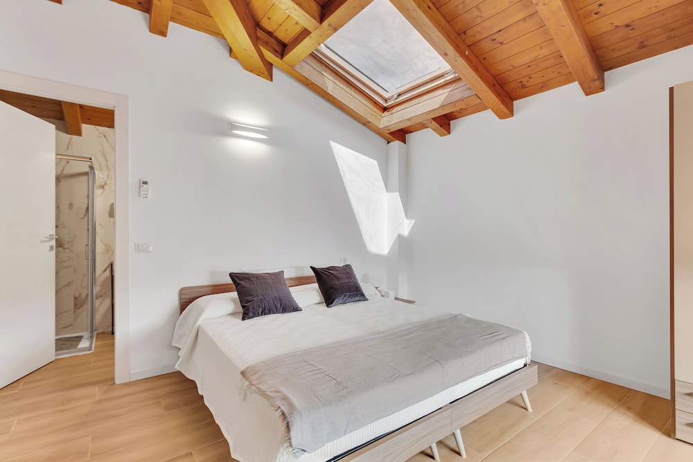 Bergamo Center Rooms in Bergamo, Italy