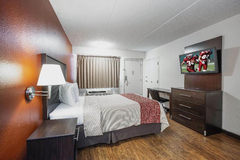 Red Roof Inn Jackson North Ridgeland - photo 31