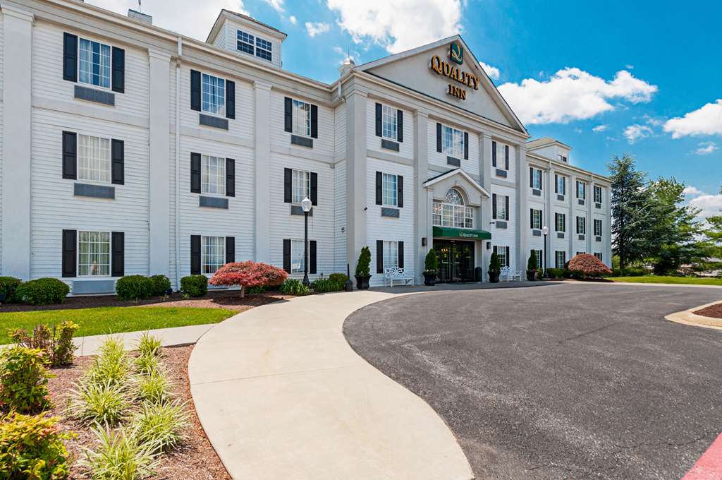 Quality Inn Harrisonburg I 81 - photo 3