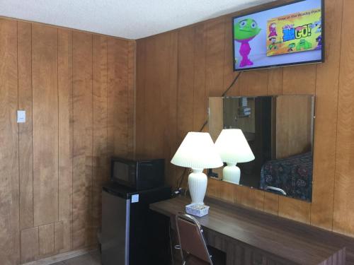 Towne Center Motel - photo 44