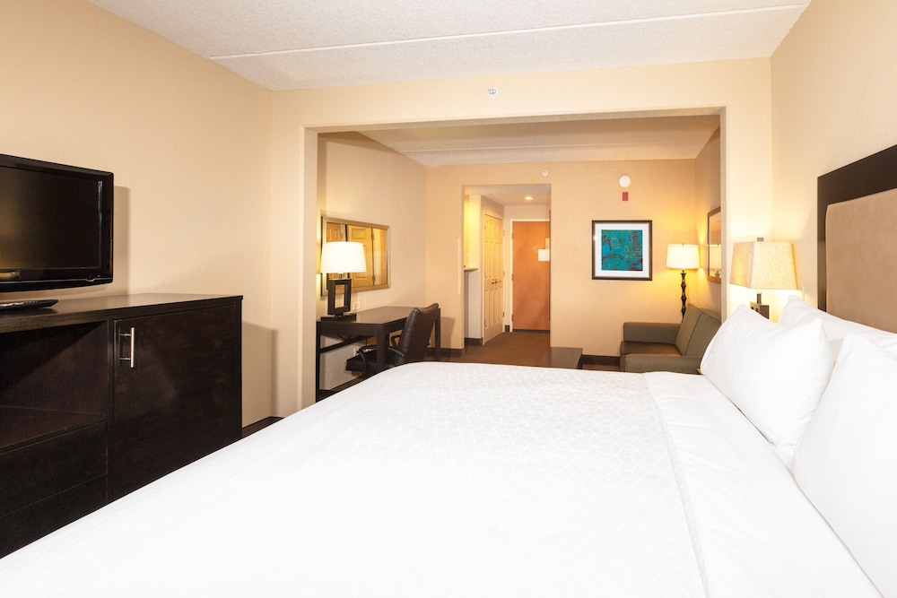 Holiday Inn Express & Suites Jacksonville Airport by IHG - photo 19