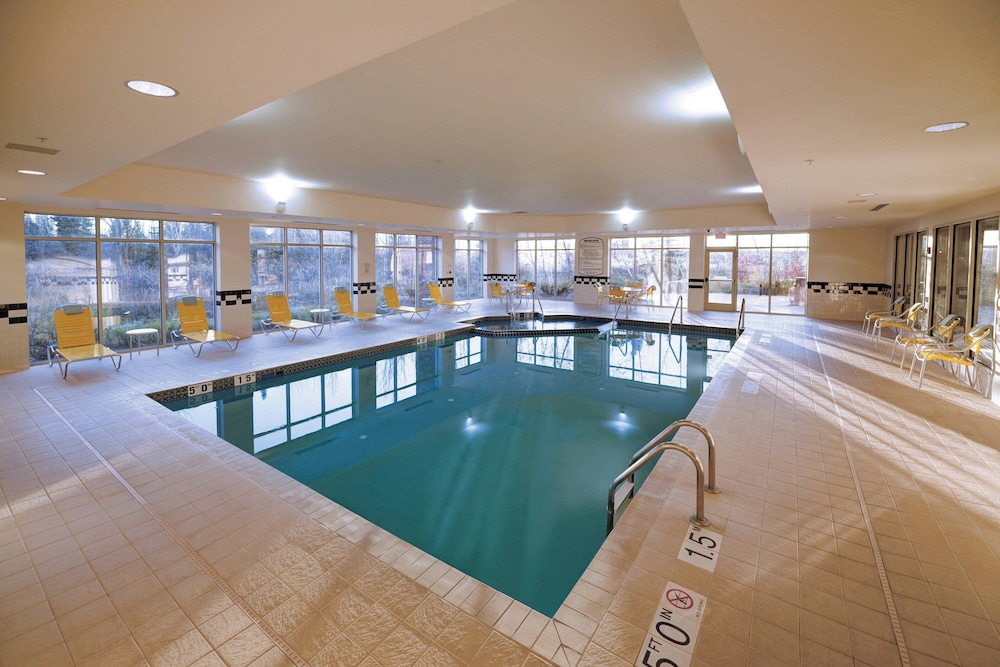 Fairfield Inn & Suites by Marriott Wausau - photo 11
