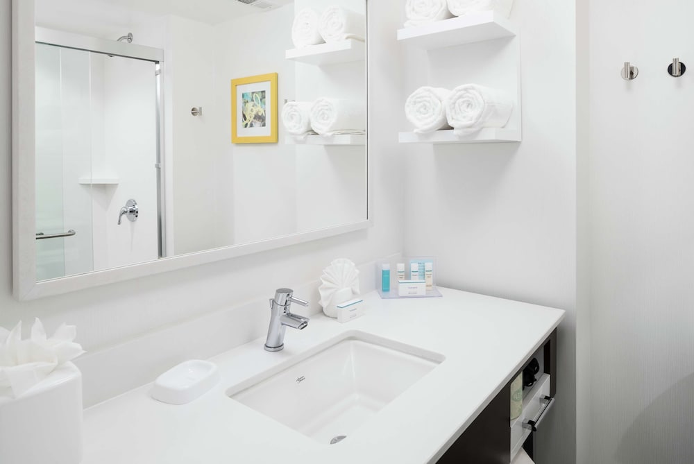 Hampton Inn Los Angeles Santa Clarita - photo 23