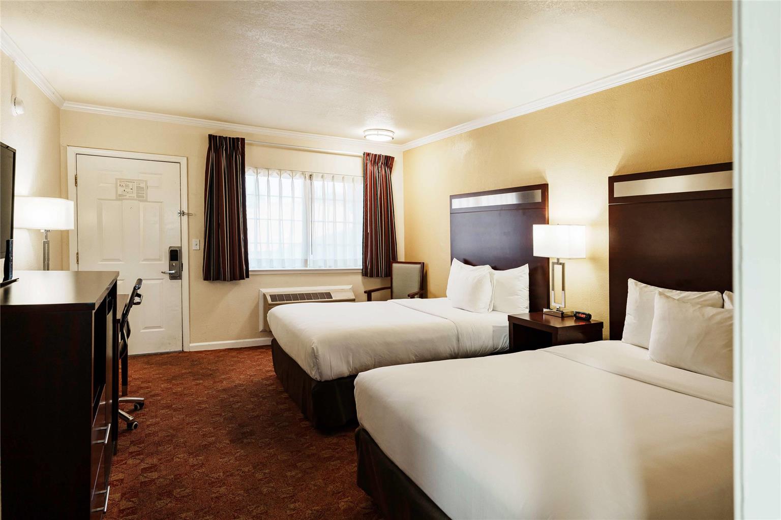 Quality Inn Ukiah - photo 42