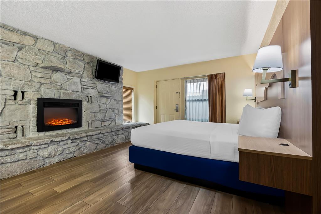 Best Western Center Pointe Inn - photo 13
