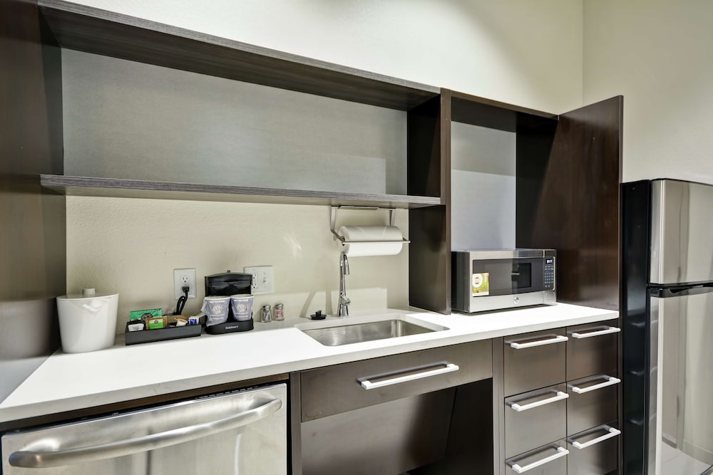 Home2 Suites by Hilton Carbondale - photo 18