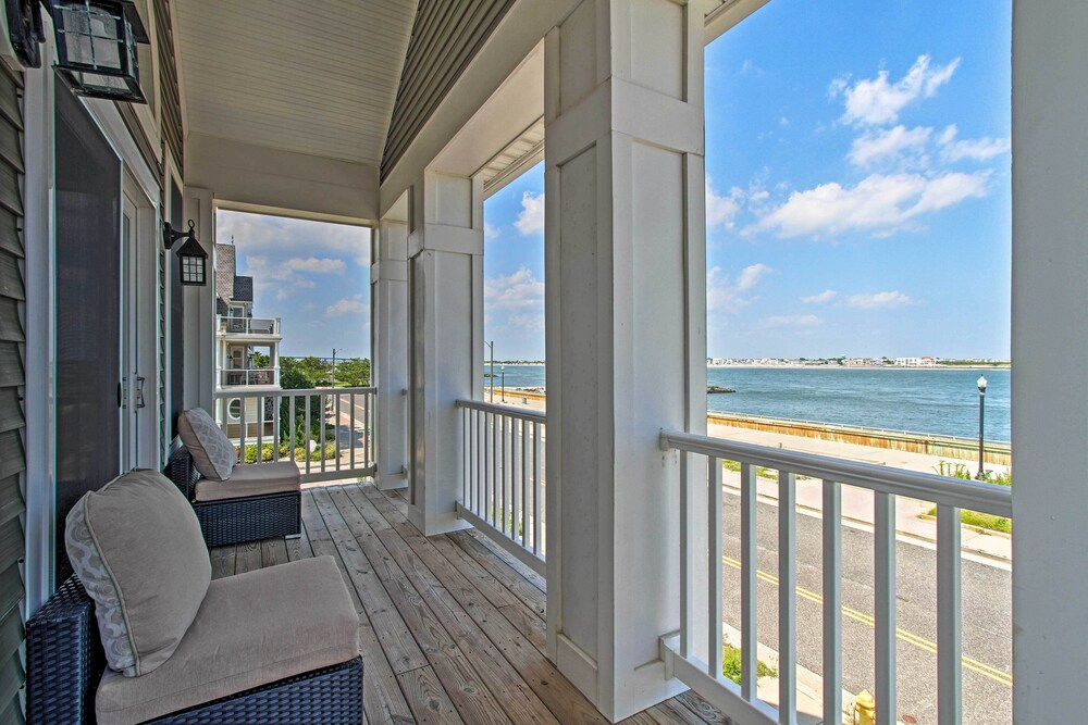 Idyllic Oceanfront Home on Atlantic City Boardwalk - photo 18