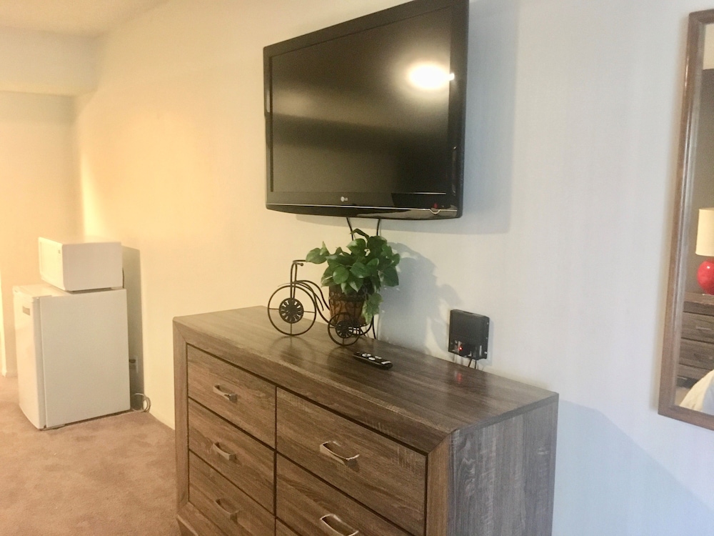Siegel Slots and Suites - photo 6