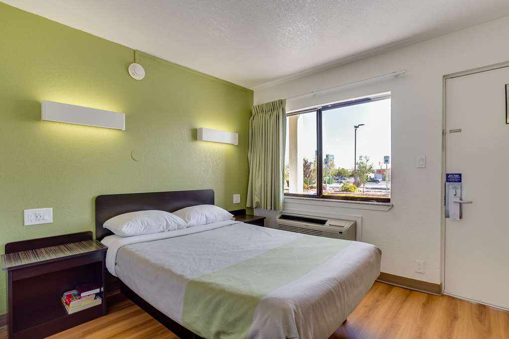 Motel 6 El Paso TX West - photo 24