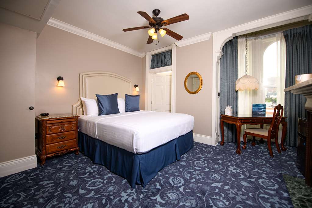 The Horton Grand Downtown Gaslamp Quarter - photo 22
