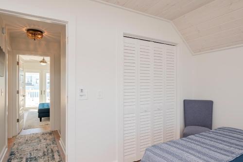Barrycuda by Oak Island Accommodations - photo 3