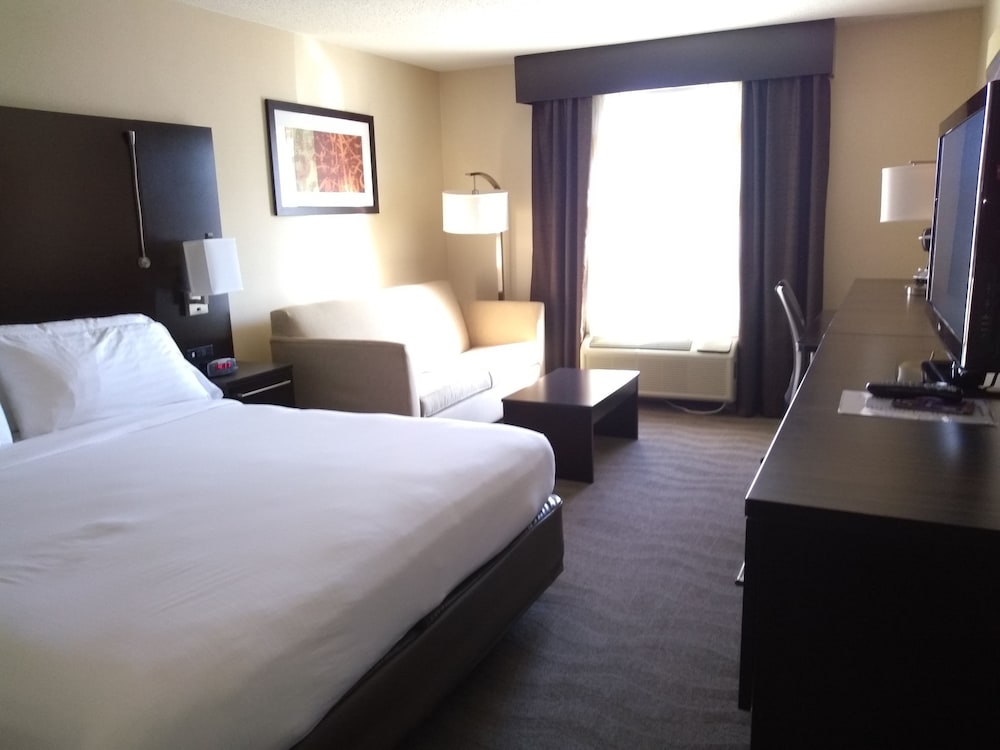 Holiday Inn Express Hotel & Suites Waterford by IHG - photo 29