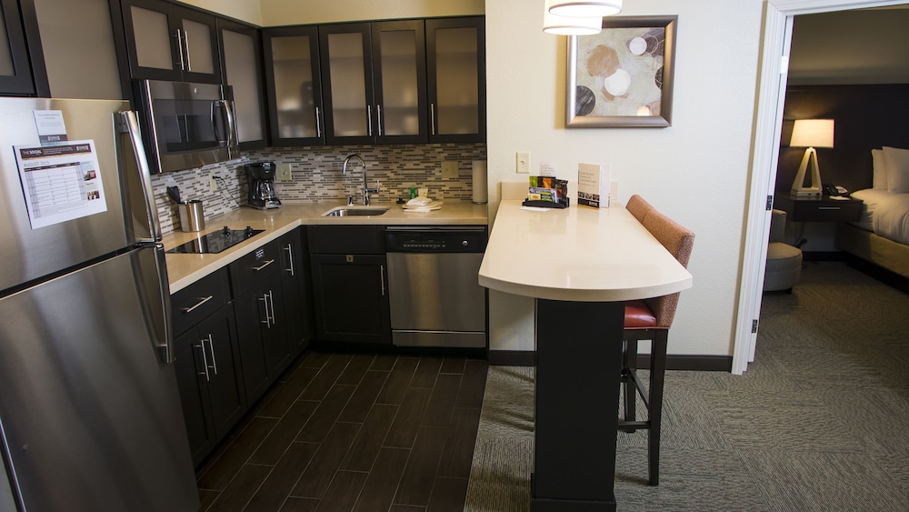 Staybridge Suites Lexington by IHG - photo 9