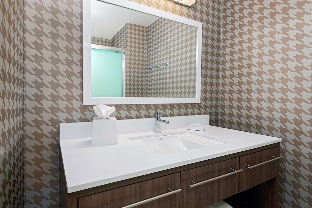 Home2 Suites by Hilton Orlando Near Universal - photo 9