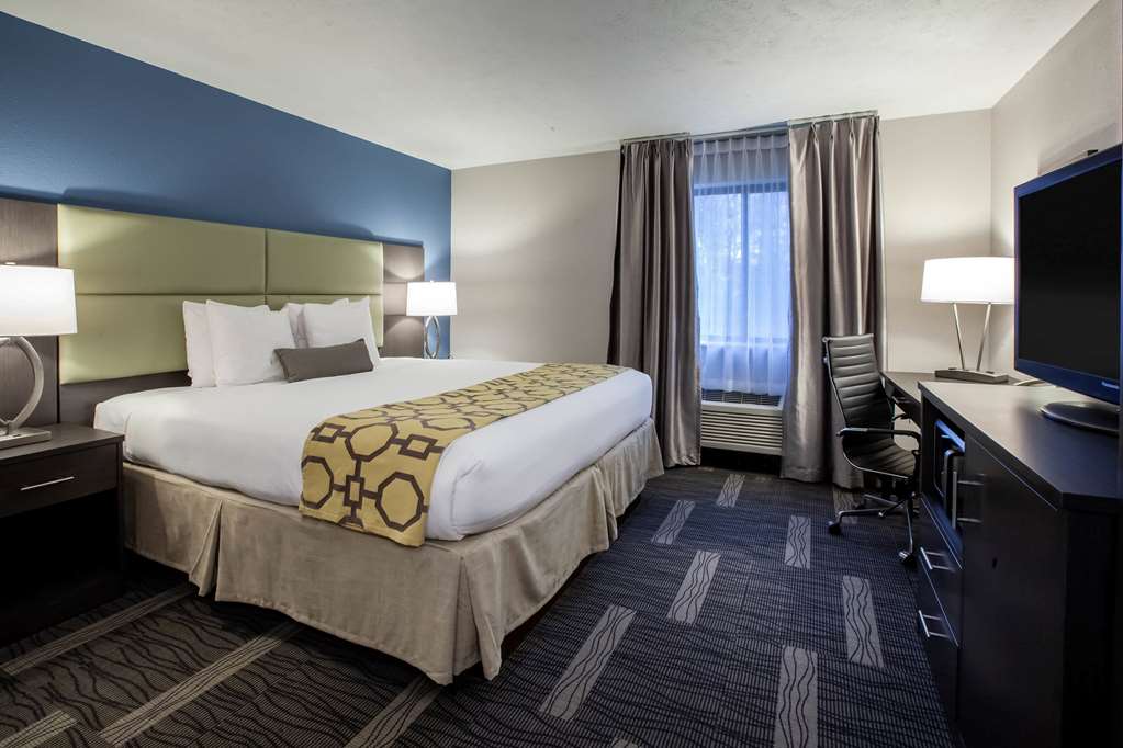 Baymont by Wyndham Traverse City - photo 6