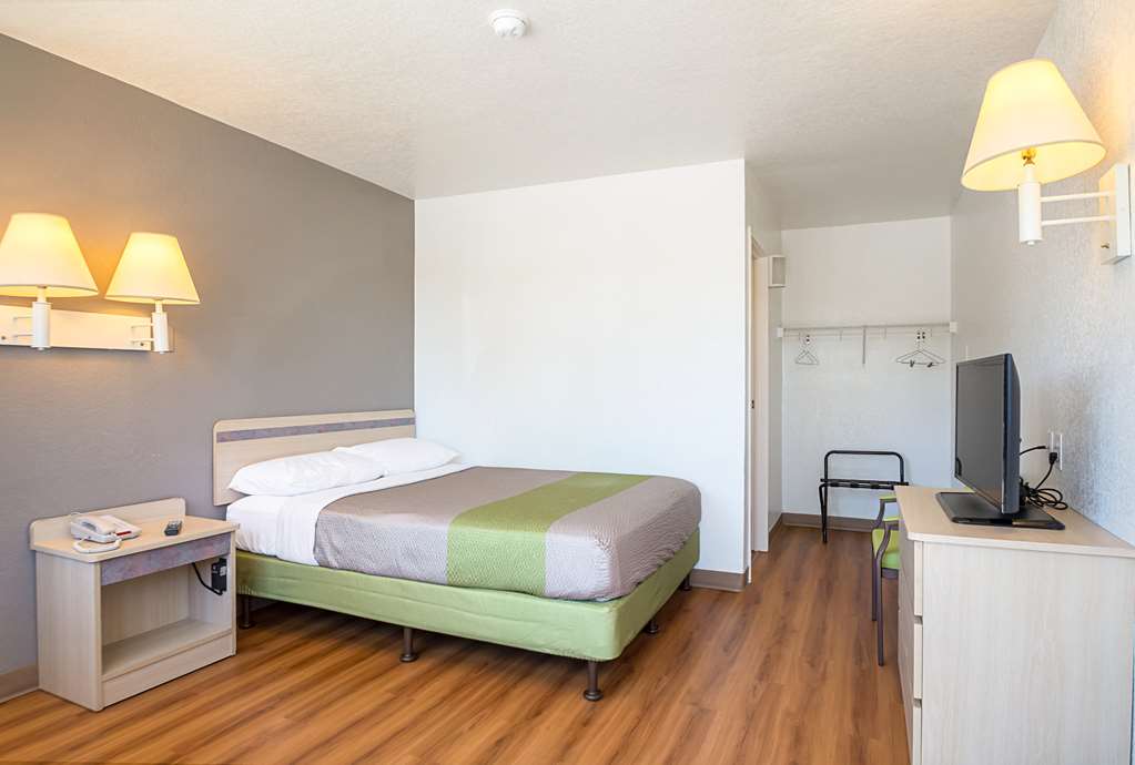 Motel 6 Pueblo CO I 25 - photo 18