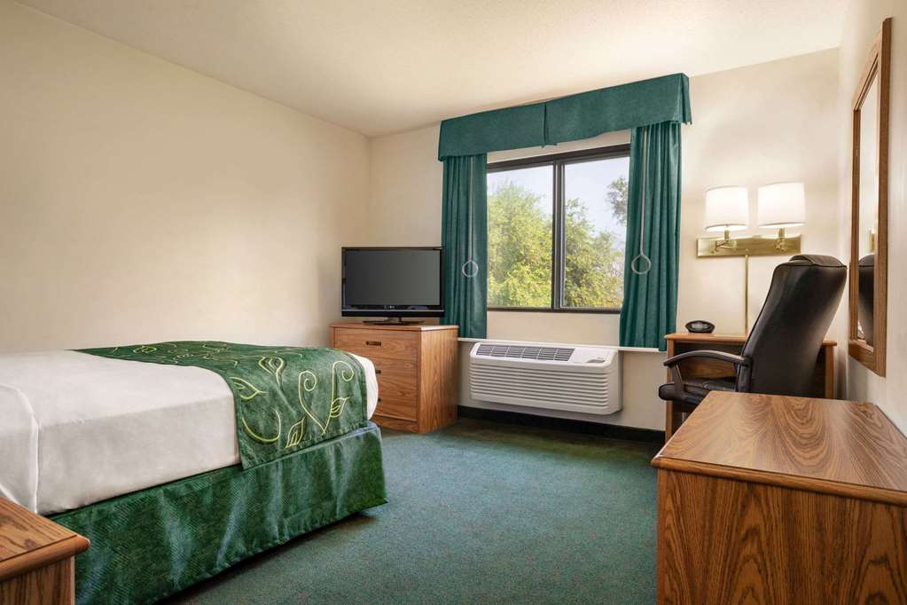 Travelodge by Wyndham Morrill - photo 10