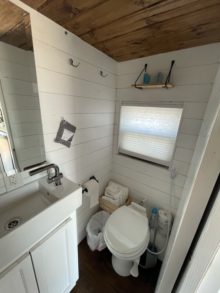 Trail and Hitch Tiny Home Hotel and RV - photo 84
