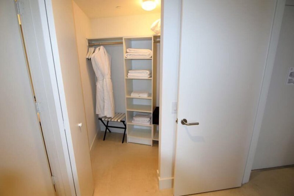 Oceanfront & Bay View 2 Bed 2 Bath @ Hyde Beach Resort - photo 28
