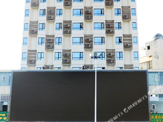 Juxin Holiday Hotel — hotel in Jiangyou