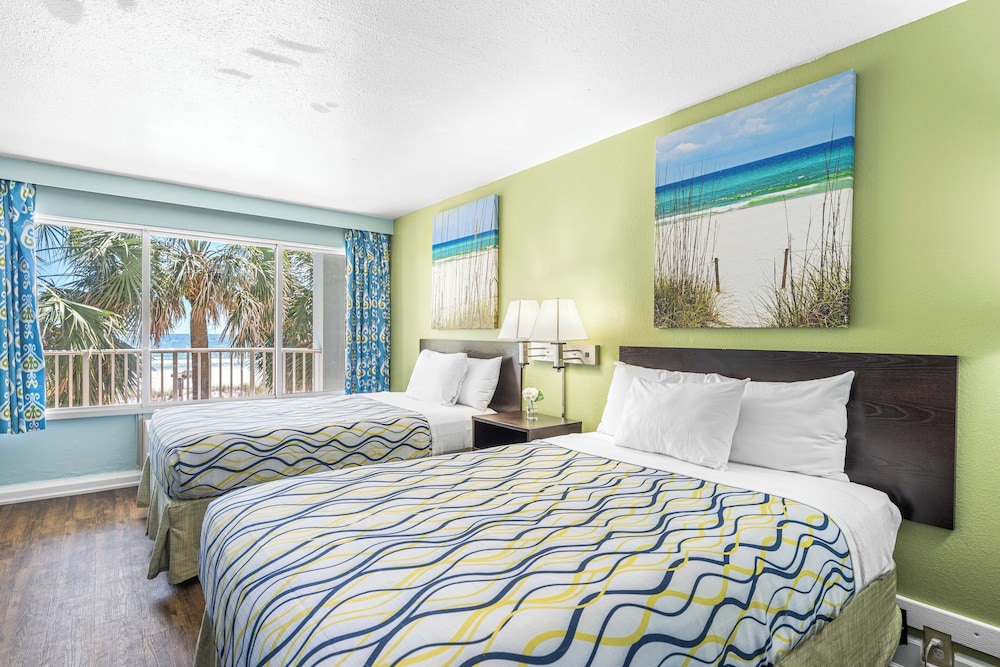 Boardwalk Beach Hotel - photo 37