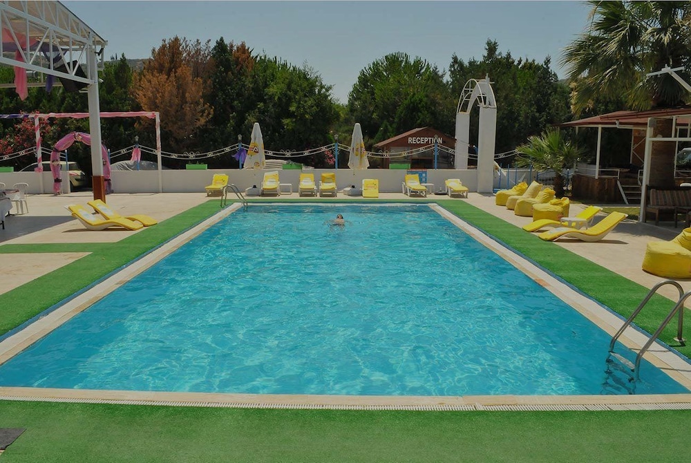 New Iday Hotel — Kusadasi — photo 2