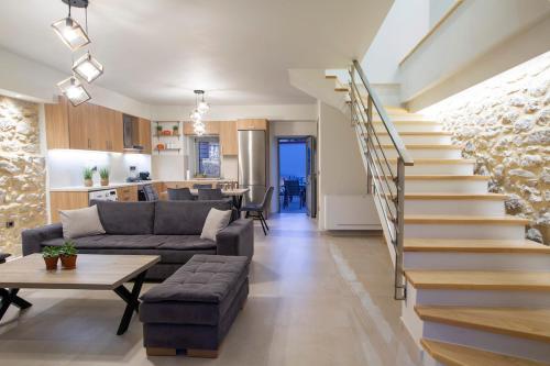 Villa Margarita — 4-Star Luxury Hotel in None, Greece